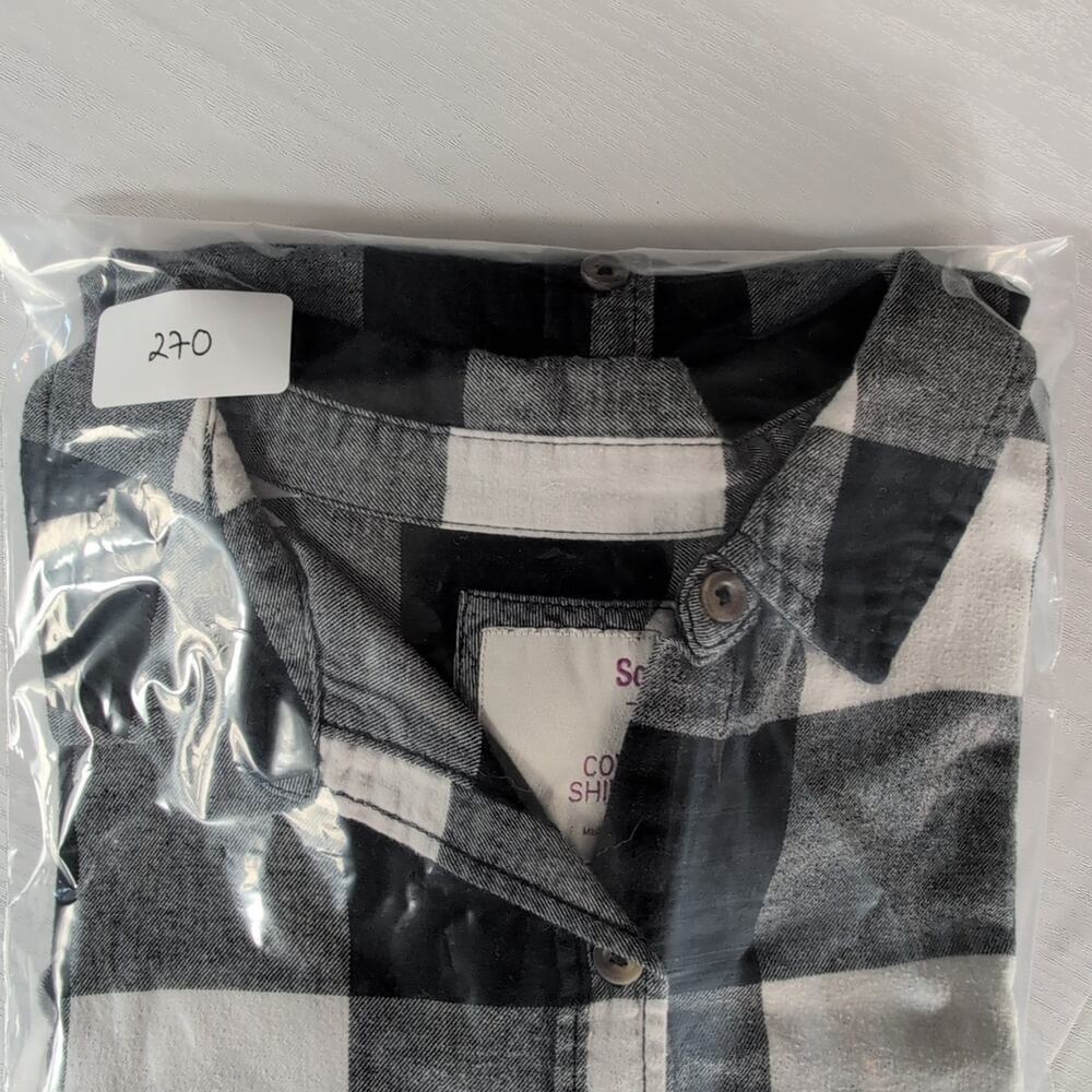 SO Kohl’s Juniors XL Flannel Shirt Button Down Plaid Black White Long Sleeve - Picture 11 of 11